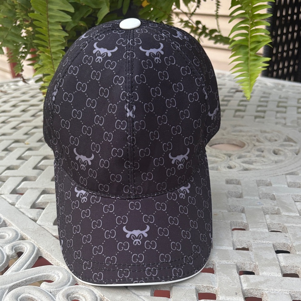 GUCCI Baseball Cap w Bull Horns - Made in Italy 200035.204891
